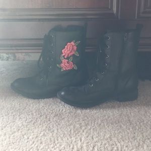 I am going to be selling black, red,and blue boots